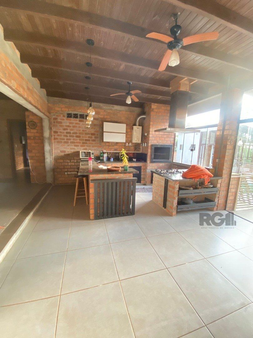 Sítio, 3 quartos, 1689 m² - Foto 1