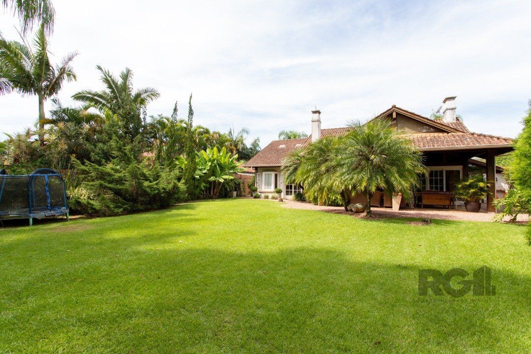 Casa de Condomínio à venda com 3 quartos, 330m² - Foto 59