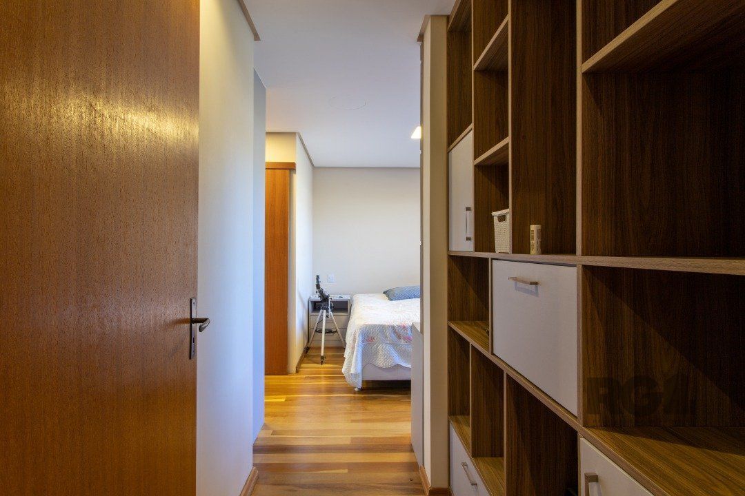 Casa de Condomínio à venda com 4 quartos, 226m² - Foto 50