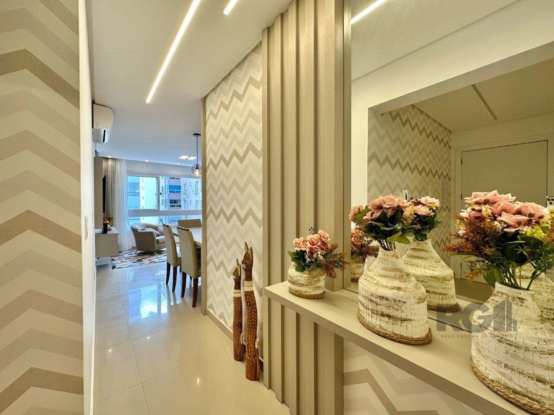 Apartamento à venda com 3 quartos, 122m² - Foto 17