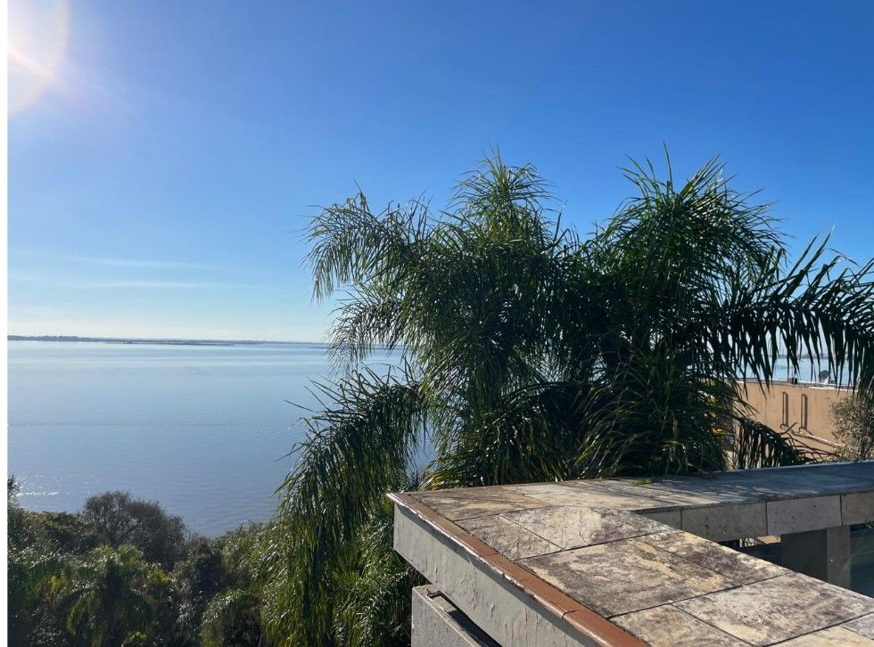 Casa 4 quartos à venda, 525m², Vila Assunção - Porto Alegre