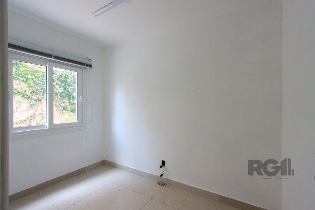 Casa à venda com 4 quartos, 347m² - Foto 12