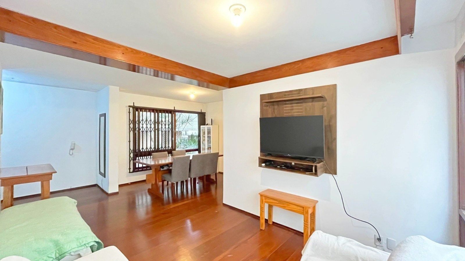 Apartamento com 110m², 3 dormitórios no bairro São João em Porto Alegre para Comprar