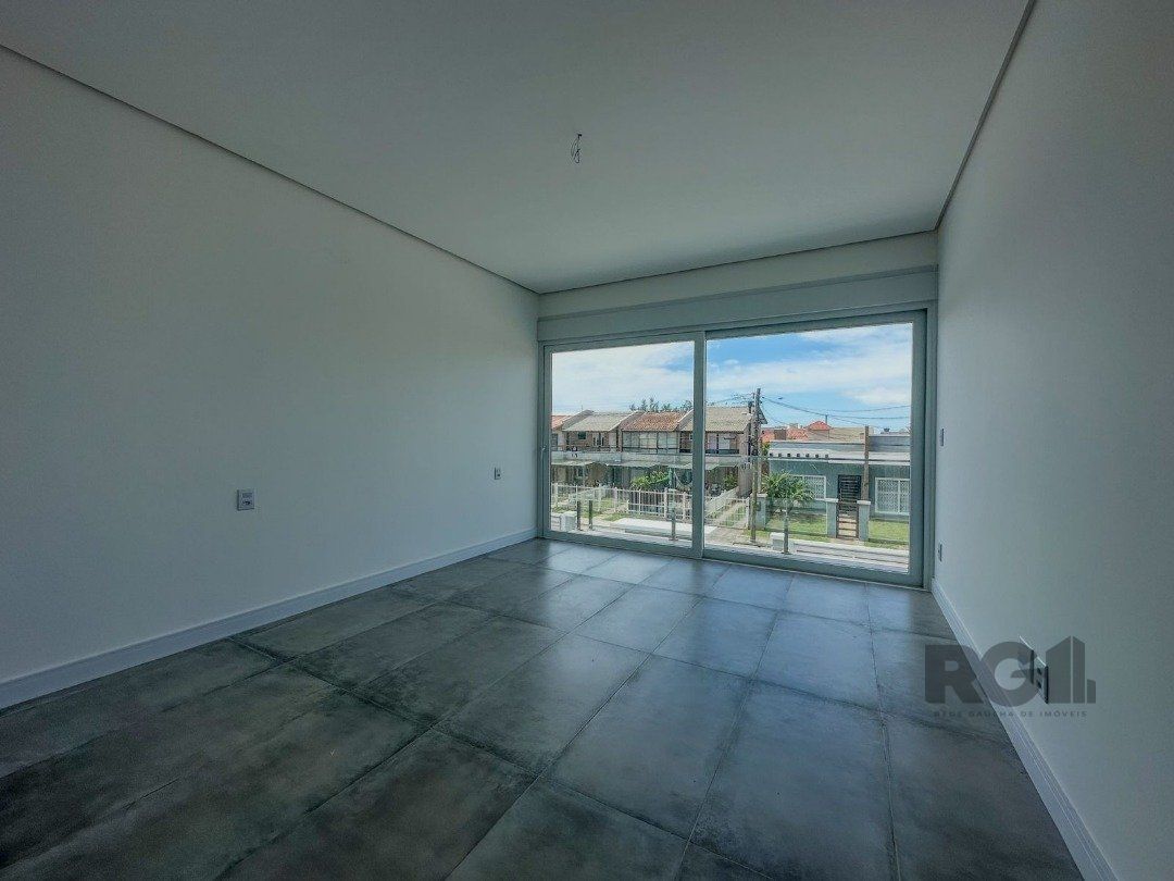 Casa à venda com 3 quartos, 143m² - Foto 9