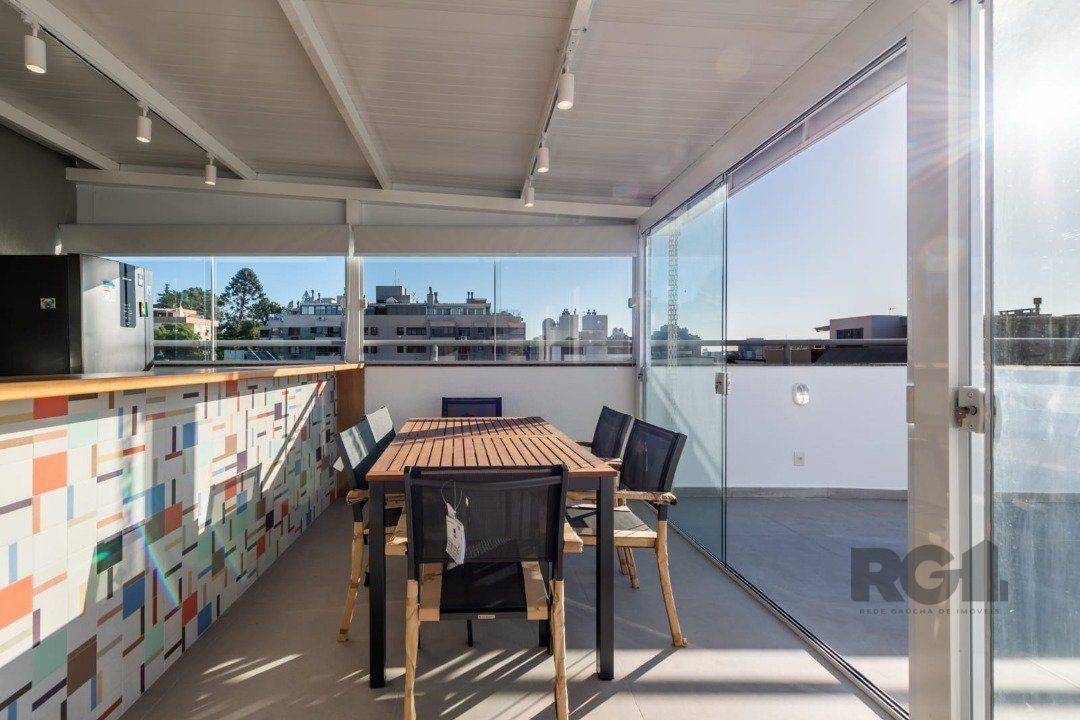Cobertura à venda com 3 quartos, 195m² - Foto 2