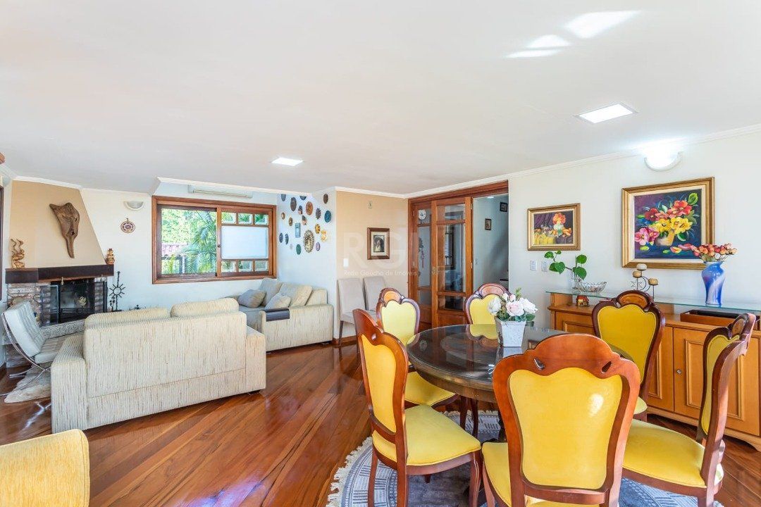 Casa à venda com 3 quartos, 246m² - Foto 32