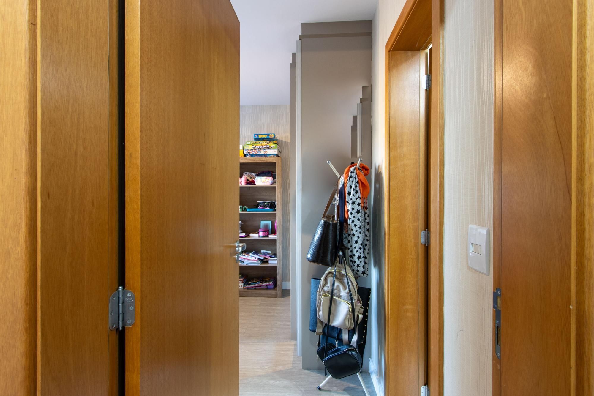 Apartamento à venda com 2 quartos, 60m² - Foto 17