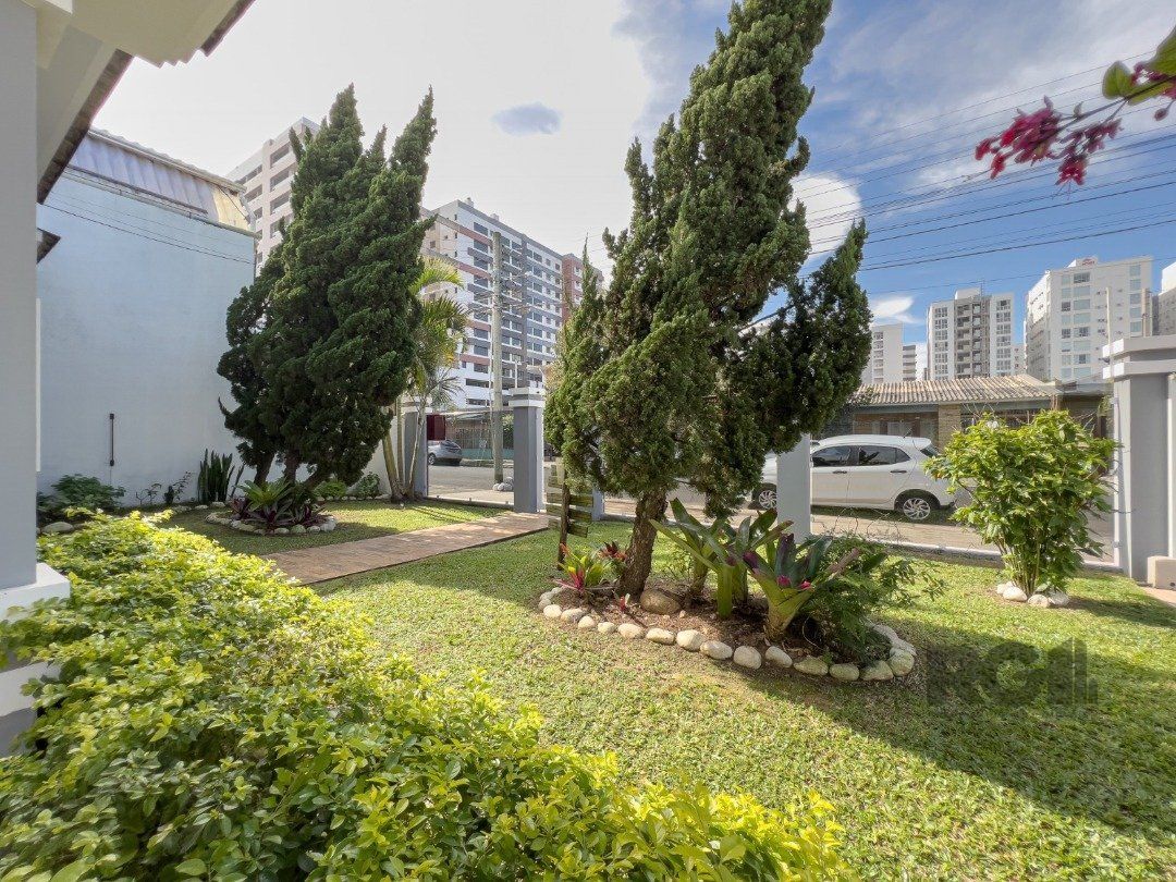 Casa à venda com 5 quartos, 350m² - Foto 24