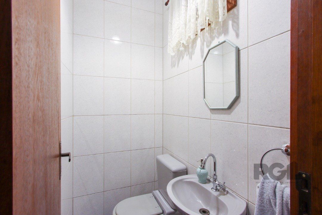 Casa à venda com 3 quartos, 302m² - Foto 13