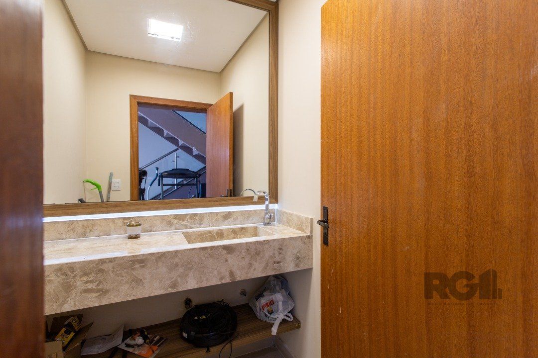 Casa de Condomínio à venda com 4 quartos, 226m² - Foto 13