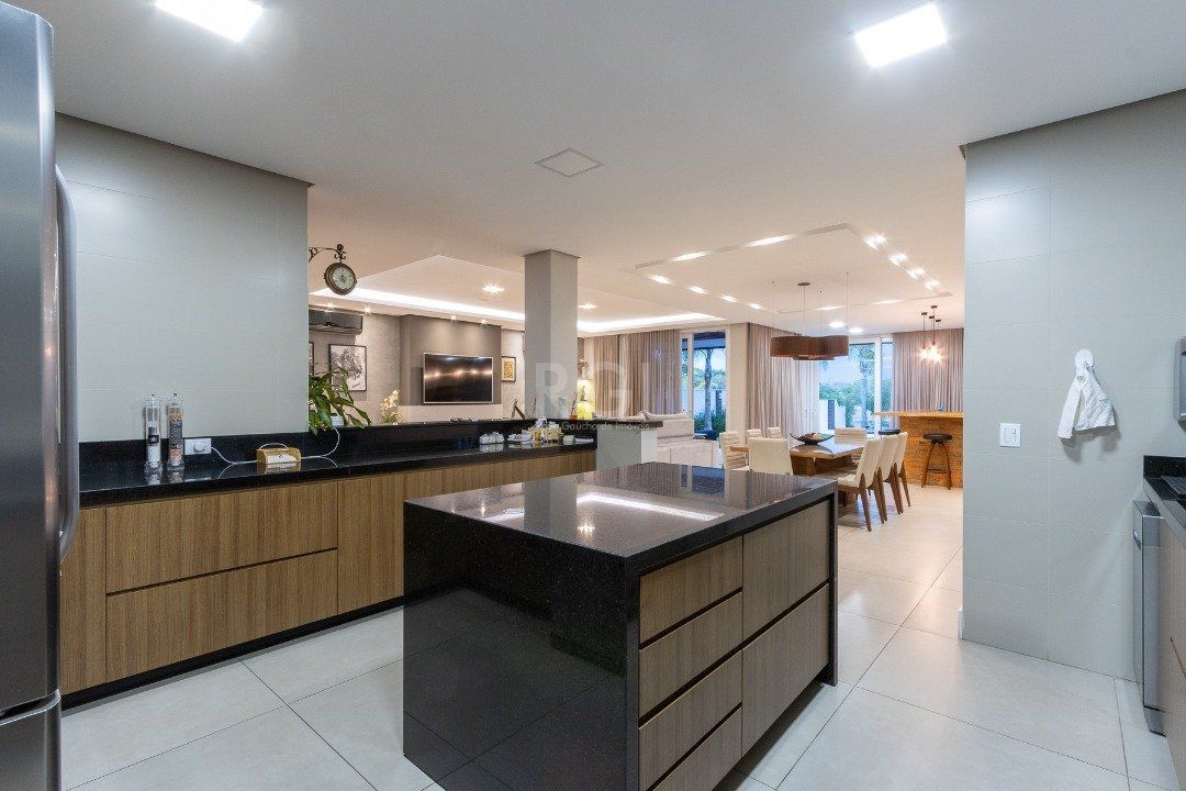 Casa de Condomínio à venda com 3 quartos, 395m² - Foto 18