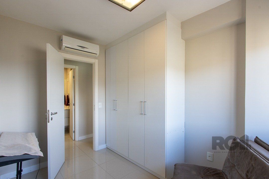 Apartamento à venda com 2 quartos, 70m² - Foto 30
