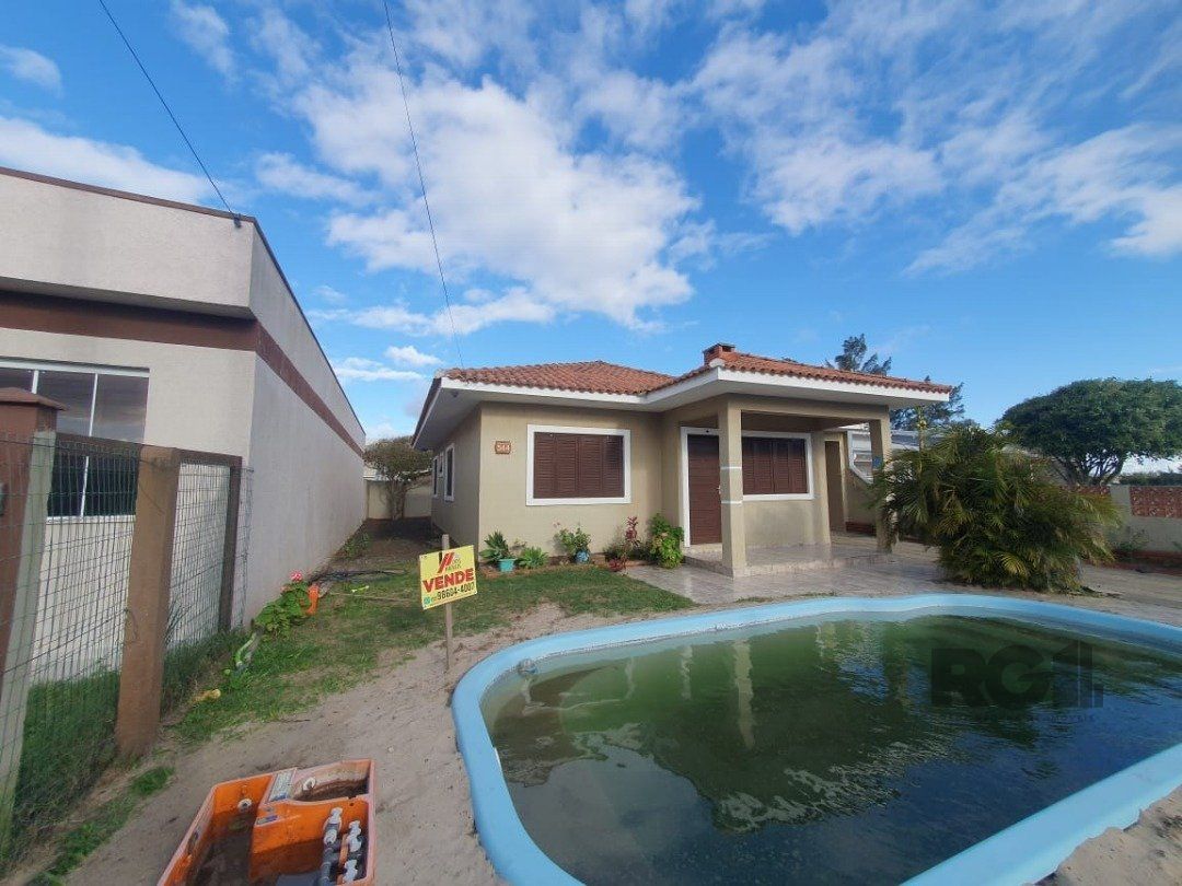 Casa à venda com 3 quartos, 125m² - Foto 2