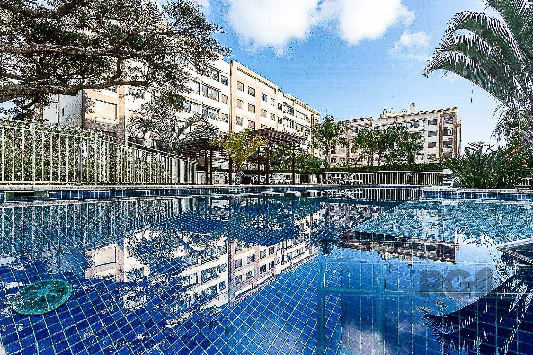 Apartamento à venda com 3 quartos, 126m² - Foto 2