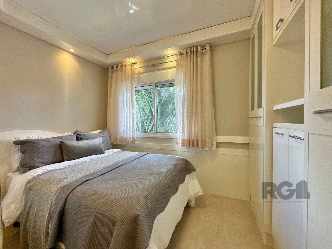 Casa de Condomínio à venda com 5 quartos, 323m² - Foto 19