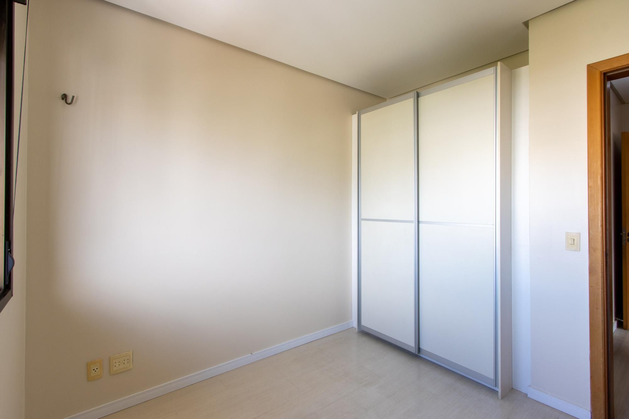 Apartamento à venda com 3 quartos, 86m² - Foto 33