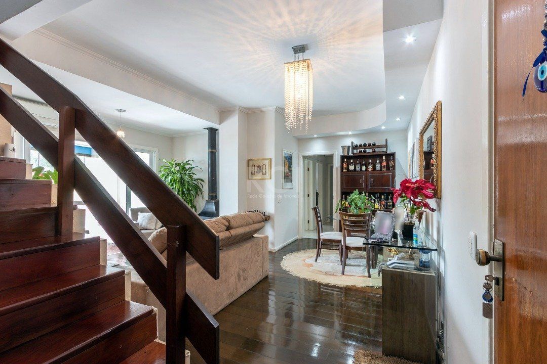 Cobertura à venda com 3 quartos, 255m² - Foto 2