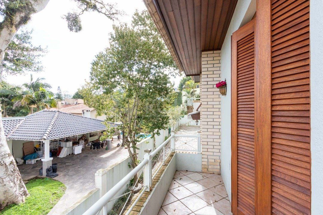 Casa de Condomínio à venda com 3 quartos, 225m² - Foto 33