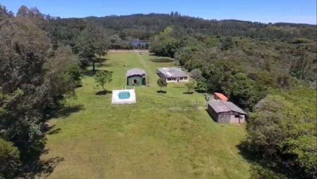 Chácara, 4 quartos, 10000 m² - Foto 2