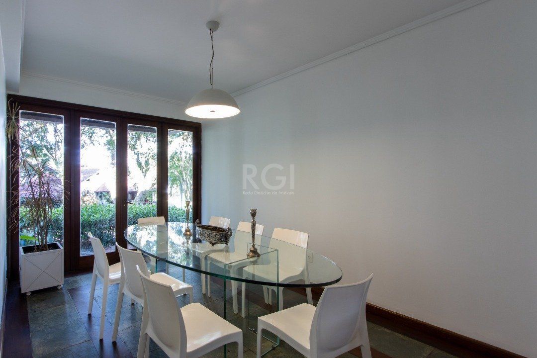 Casa de Condomínio à venda com 8 quartos, 1350m² - Foto 59
