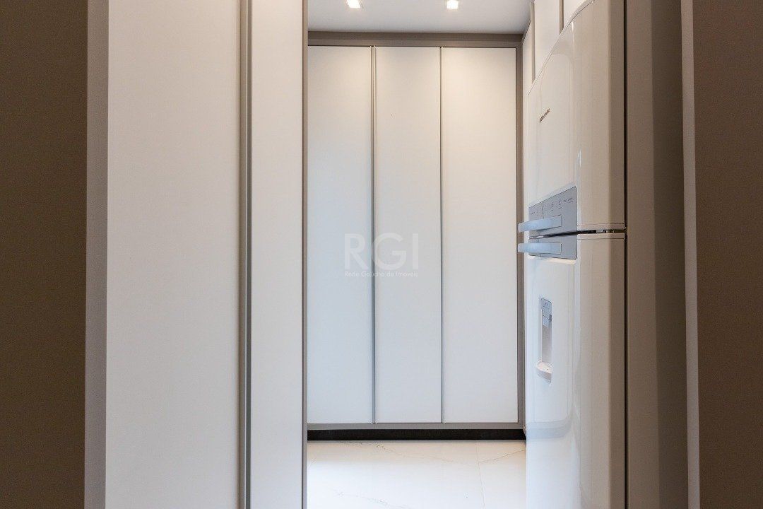 Casa de Condomínio à venda com 3 quartos, 239m² - Foto 19