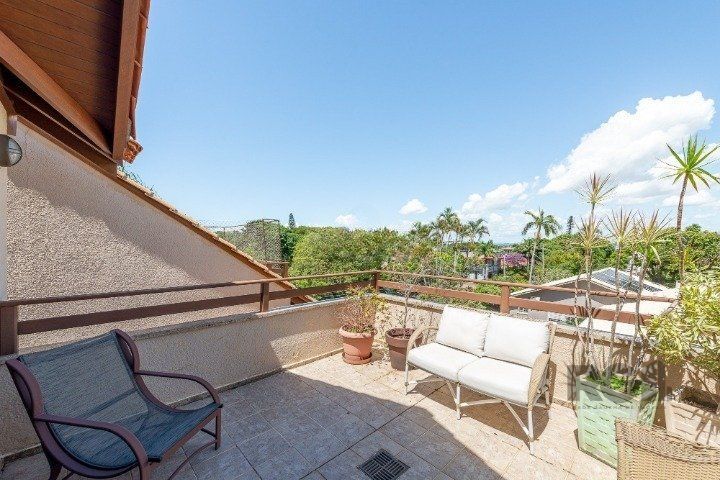 Casa de Condomínio à venda com 3 quartos, 219m² - Foto 9