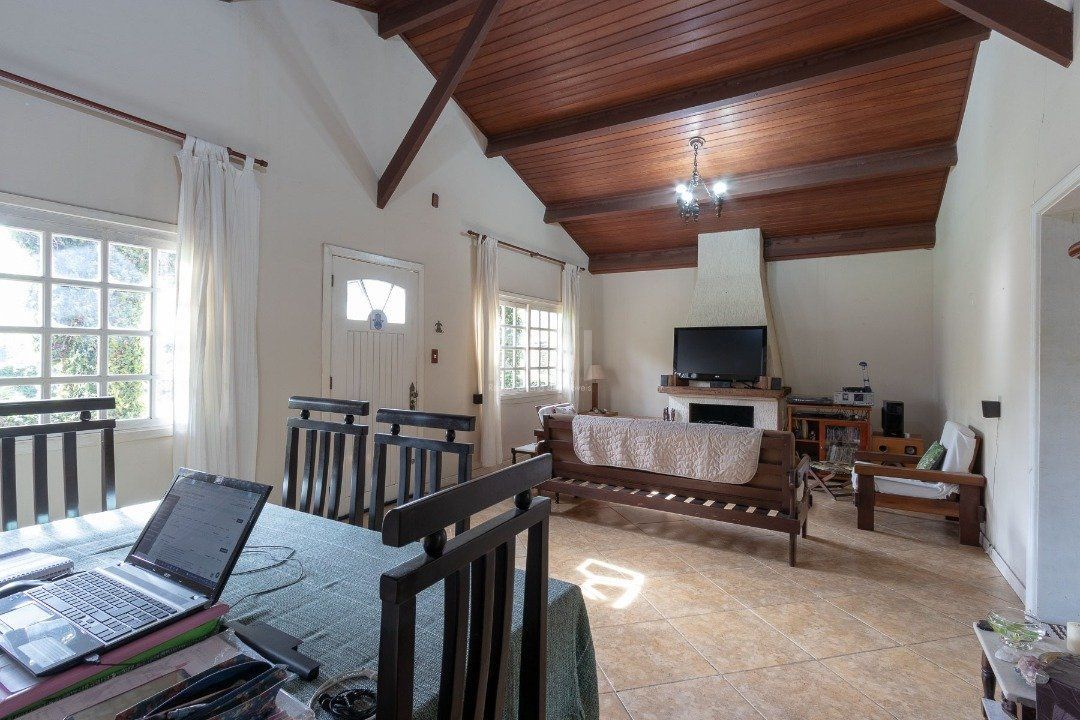 Casa à venda com 4 quartos, 379m² - Foto 5