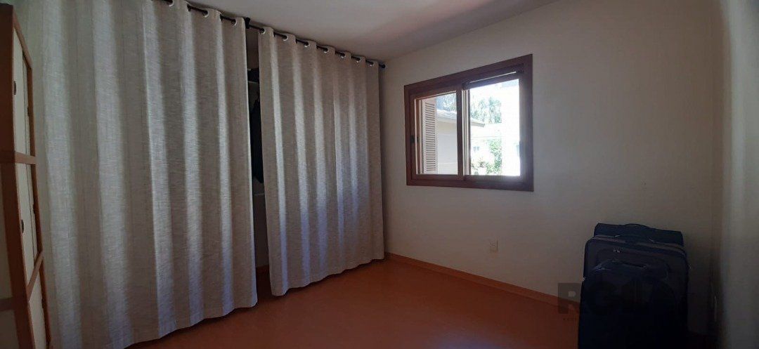 Casa de Condomínio à venda com 4 quartos, 246m² - Foto 23