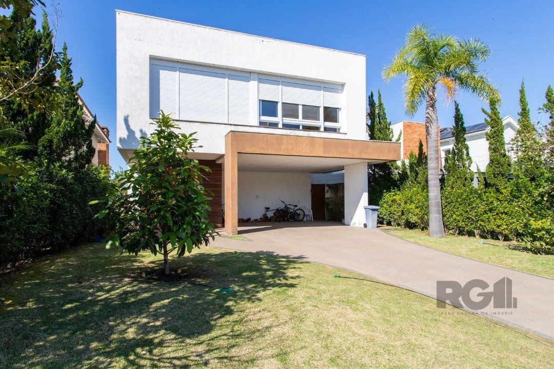Casa de Condomínio à venda com 3 quartos, 426m² - Foto 1