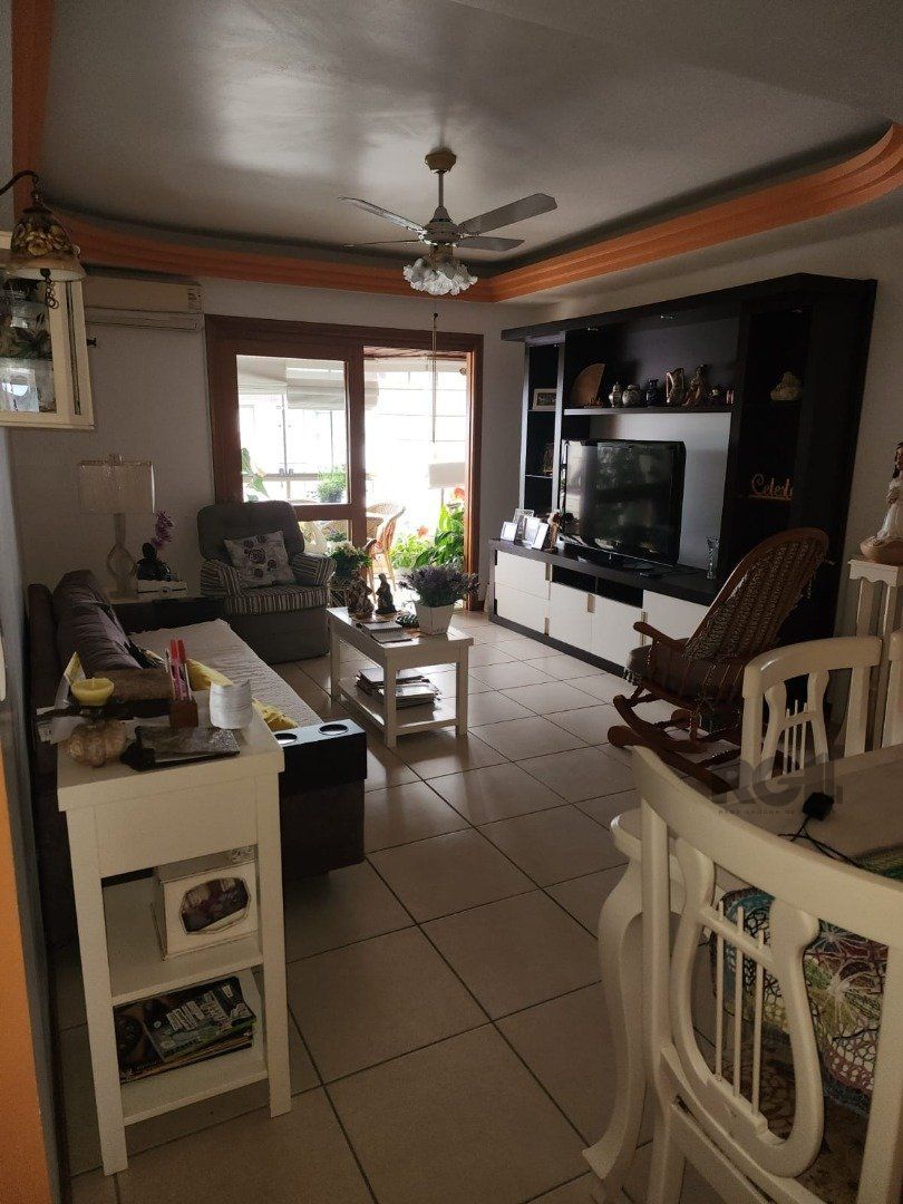 Apartamento à venda com 3 quartos, 145m² - Foto 11
