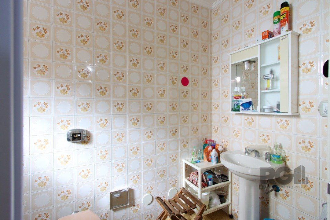 Casa à venda com 4 quartos, 200m² - Foto 20