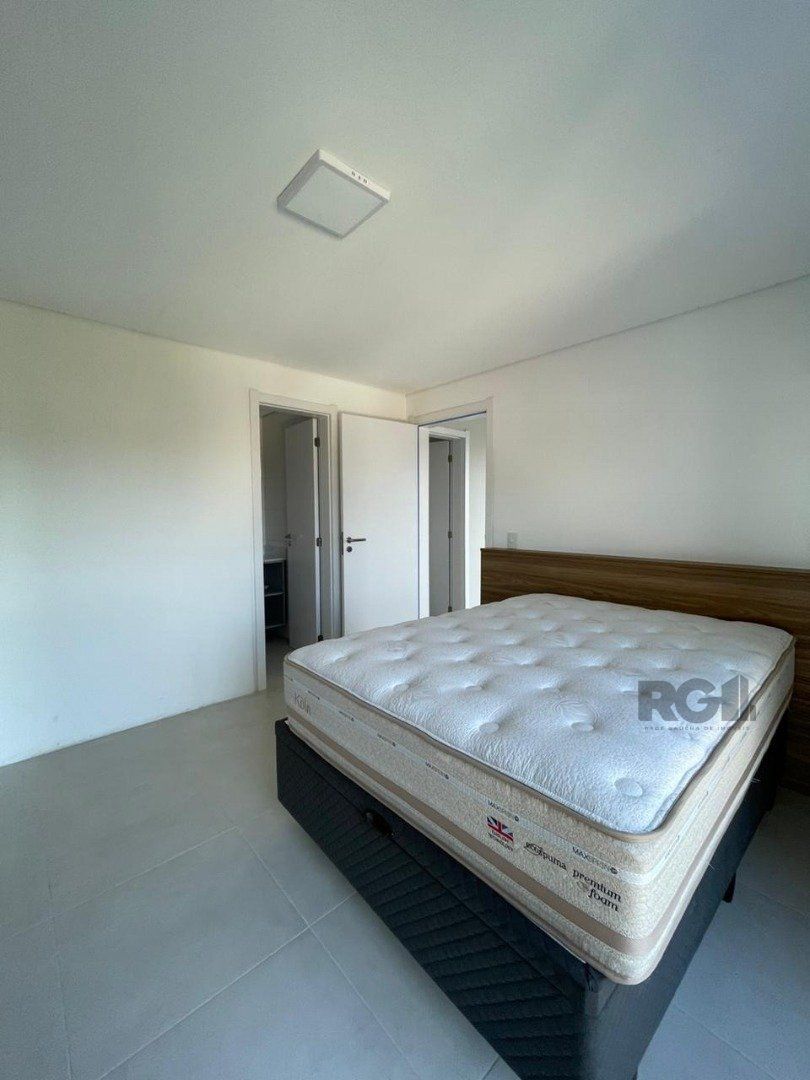 Apartamento à venda com 3 quartos, 167m² - Foto 4