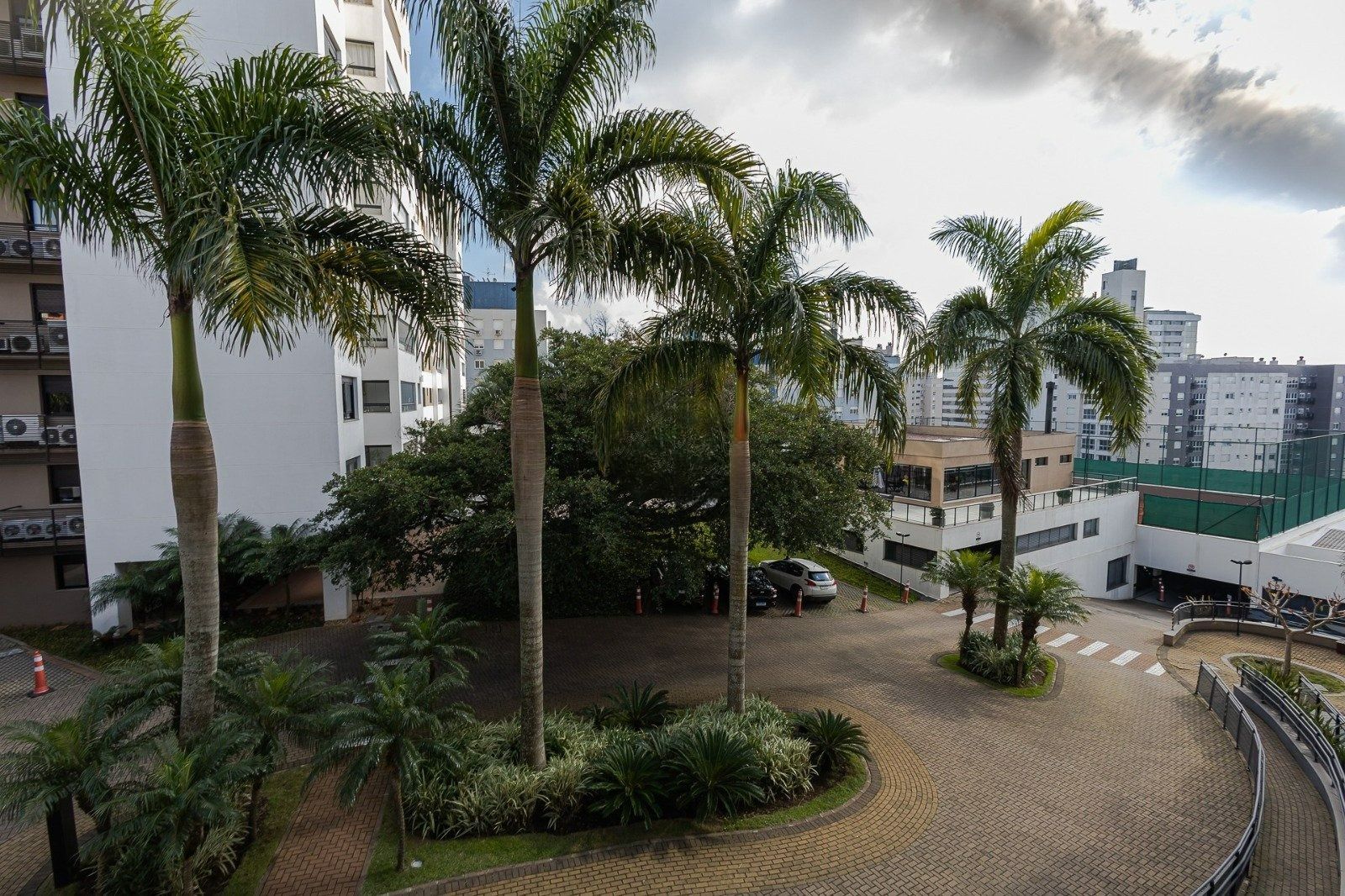 Apartamento à venda com 3 quartos, 137m² - Foto 29