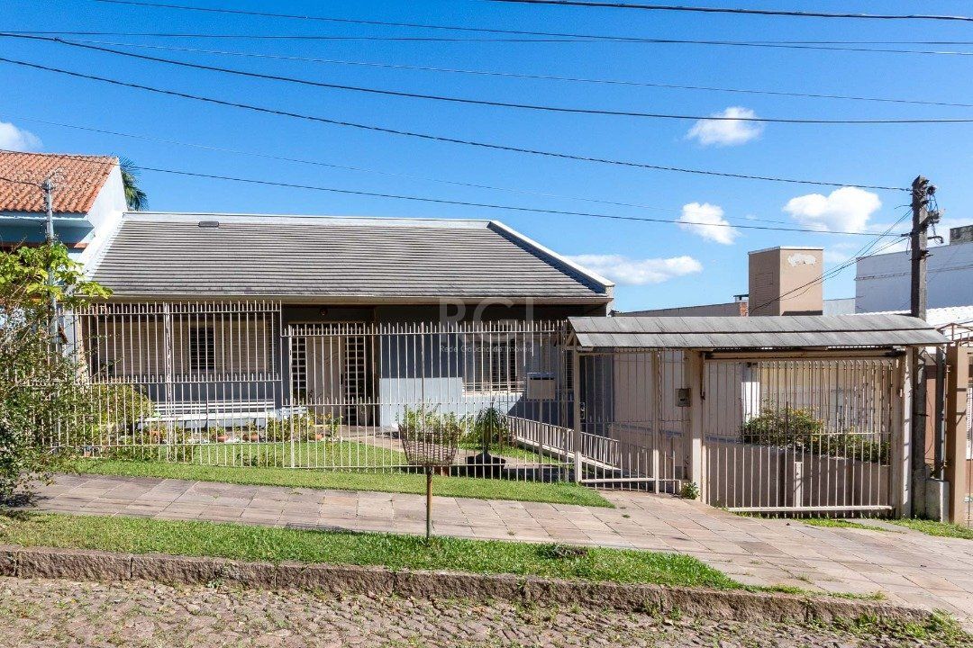 Casa à venda com 5 quartos, 401m² - Foto 2
