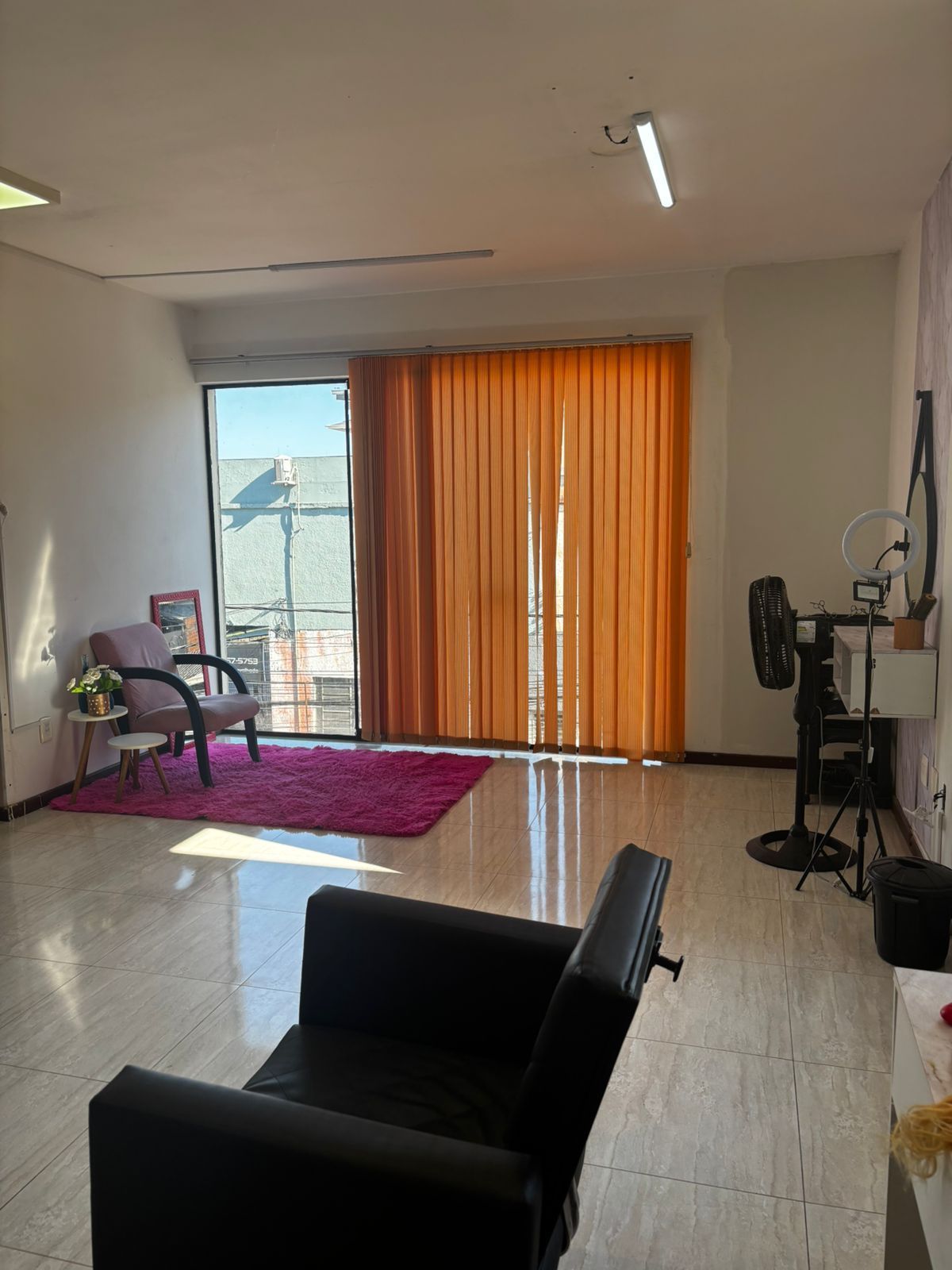 Sala comercial no bairro Cavalhada.