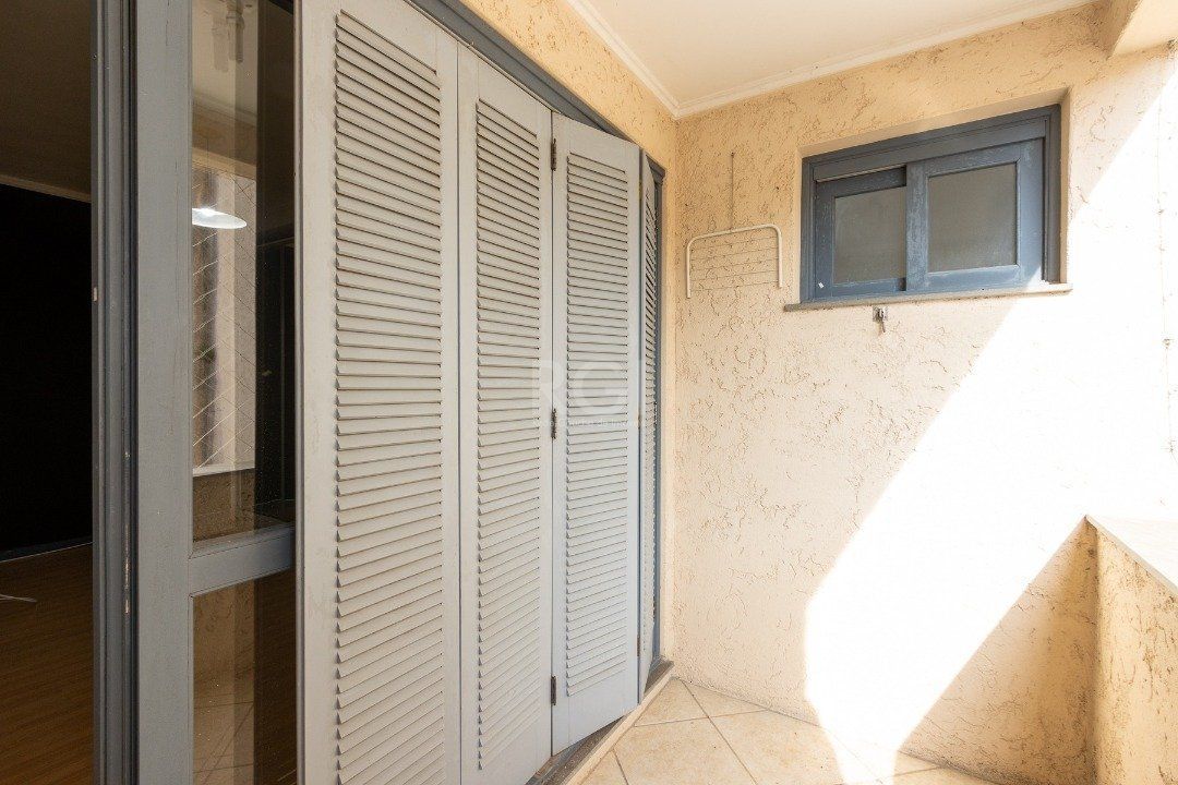 Casa de Condomínio à venda com 3 quartos, 197m² - Foto 36