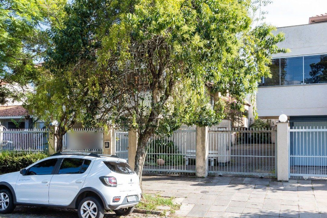 Casa de Condomínio à venda com 3 quartos, 197m² - Foto 1