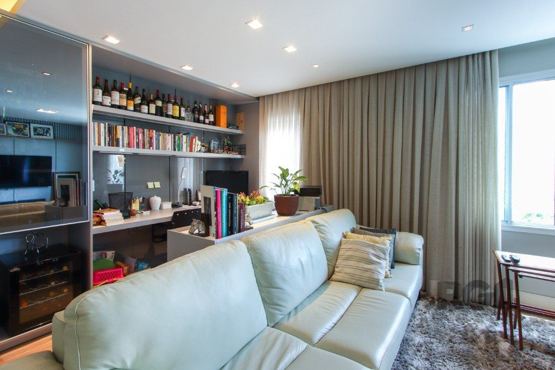 Apartamento à venda com 3 quartos, 90m² - Foto 4