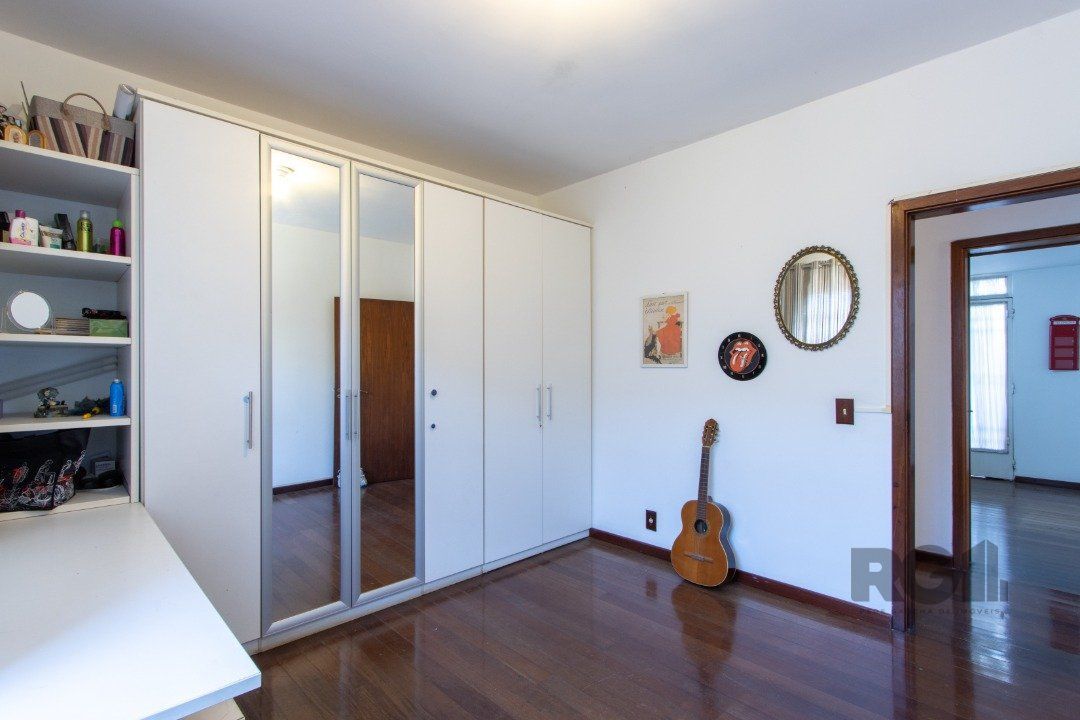 Casa à venda com 3 quartos, 222m² - Foto 27
