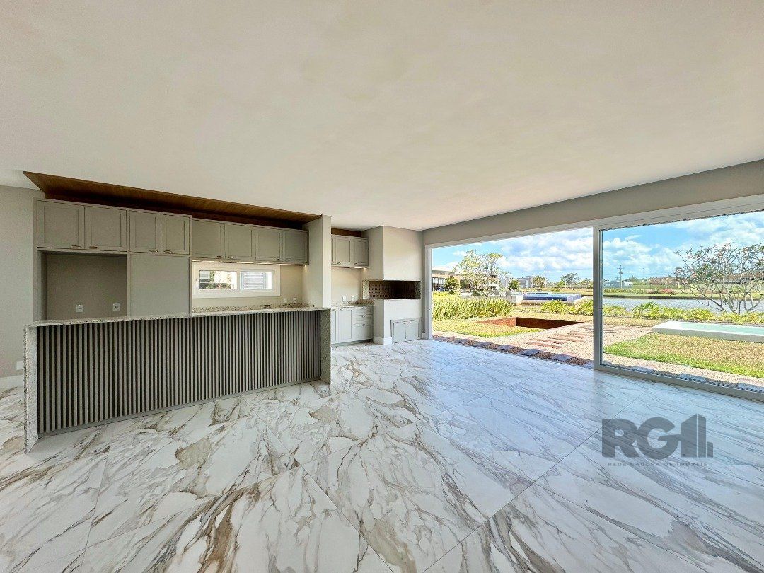 Casa de Condomínio à venda com 4 quartos, 330m² - Foto 8