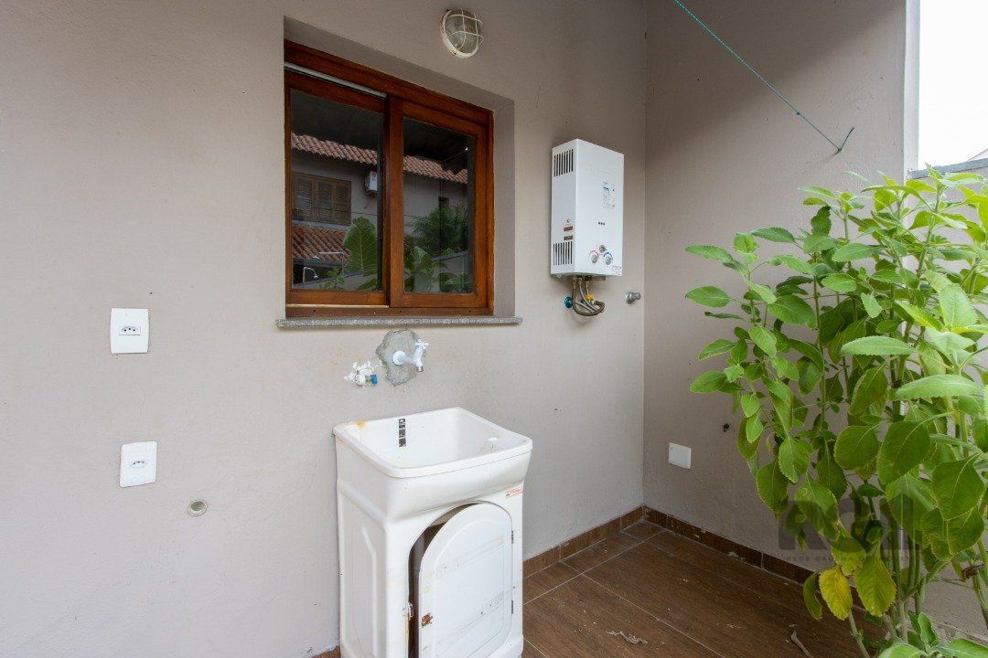 Casa de Condomínio à venda com 3 quartos, 197m² - Foto 12