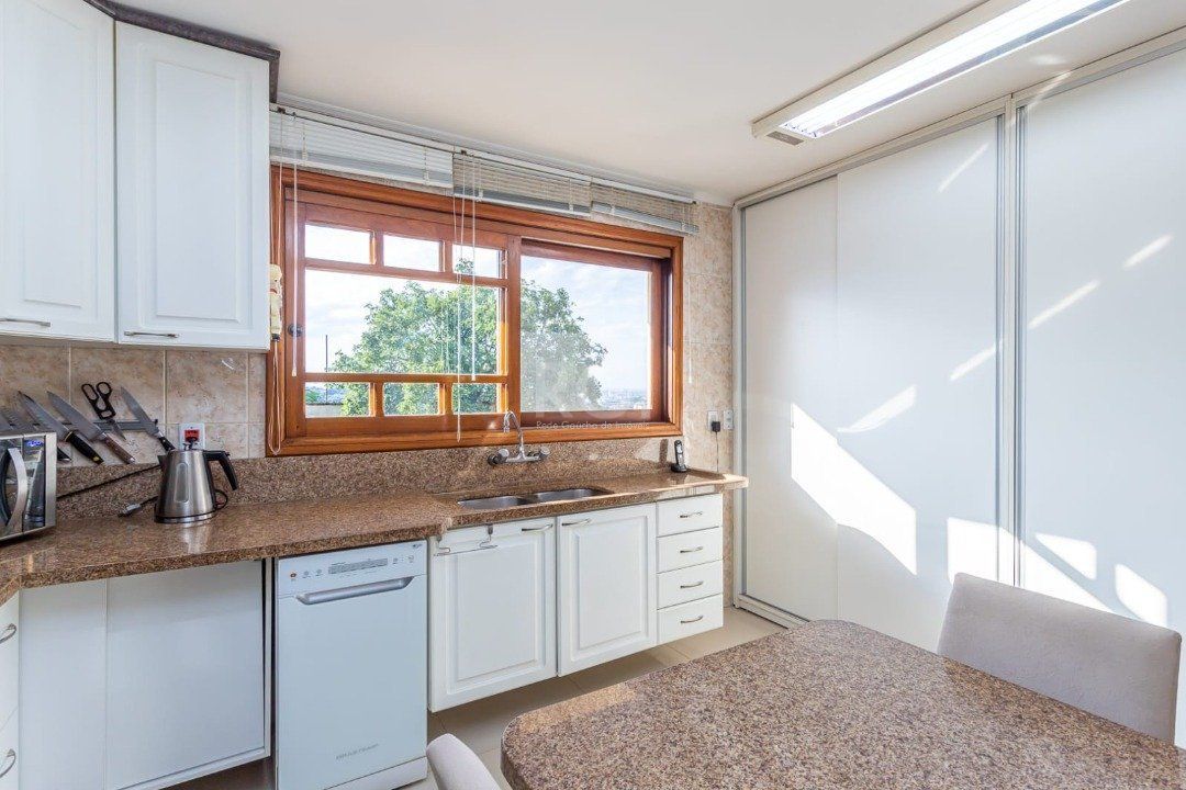 Casa à venda com 3 quartos, 246m² - Foto 40