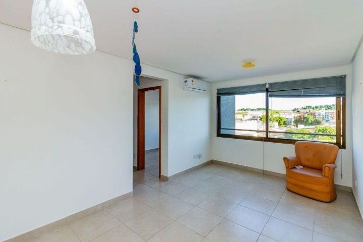 Apartamento à venda com 2 quartos, 61m² - Foto 2