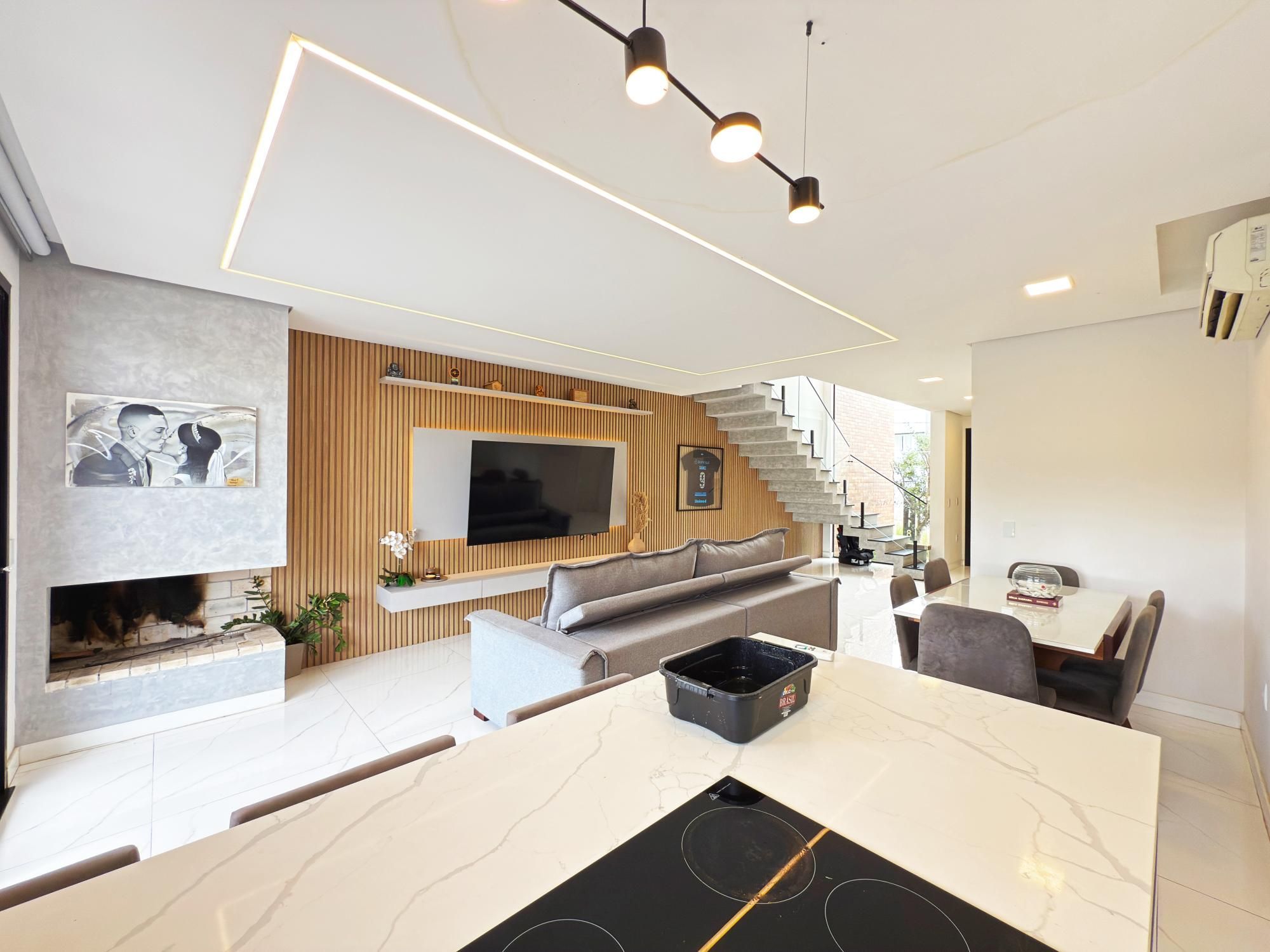 Casa de Condomínio 3 dormitórios no bairro Aberta dos Morros