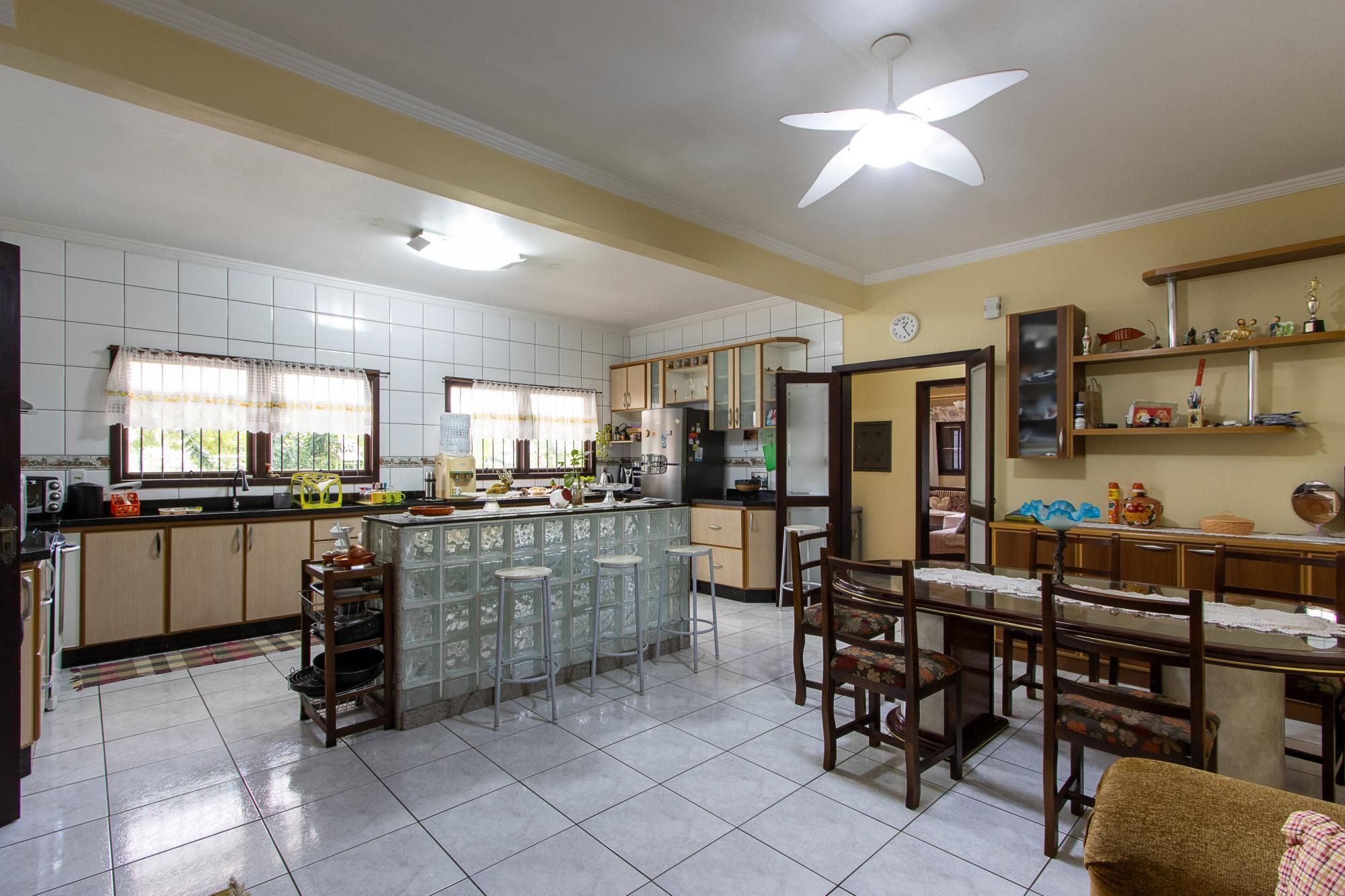 Casa, 3 quartos, 228 m² - Foto 13