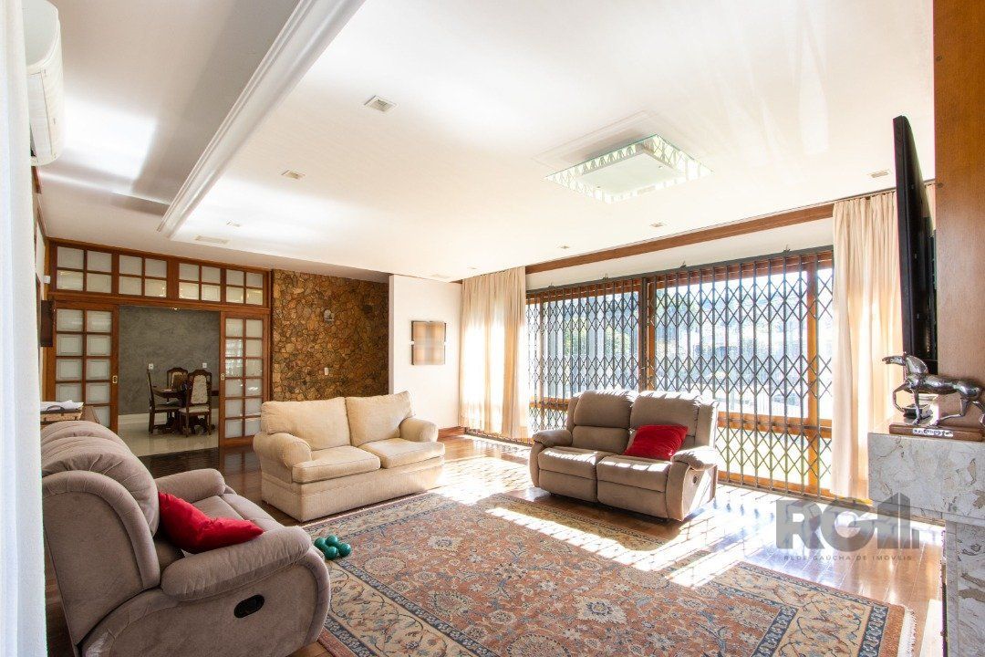 Casa à venda com 3 quartos, 222m² - Foto 9