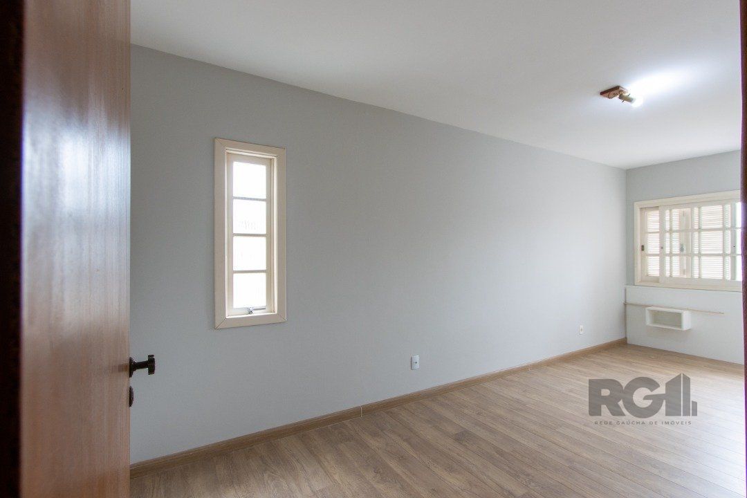 Casa à venda com 4 quartos, 256m² - Foto 41