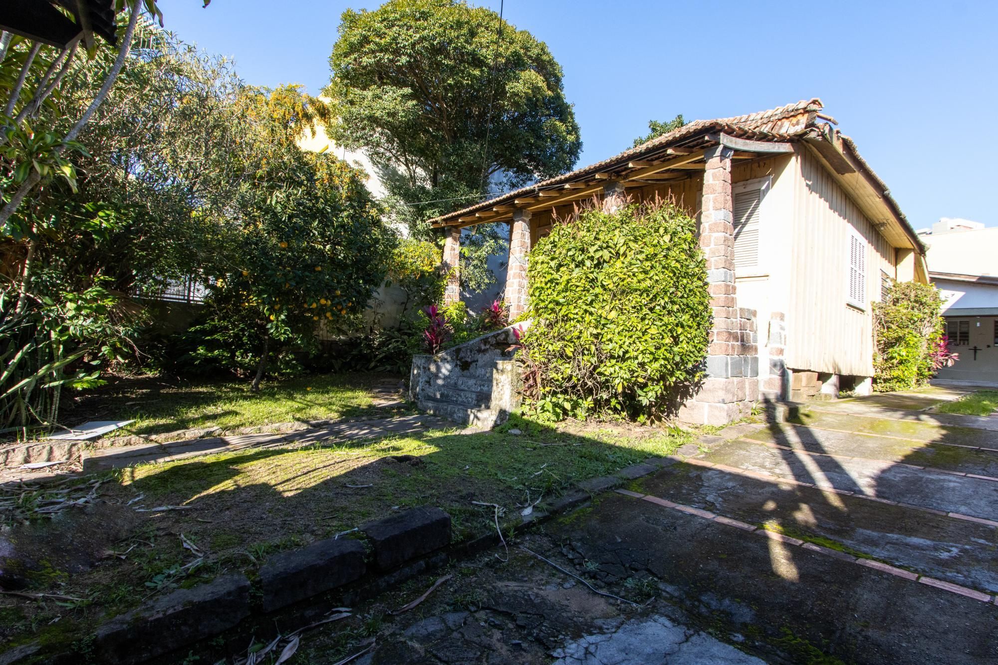 Casa à venda com 3 quartos, 104m² - Foto 2