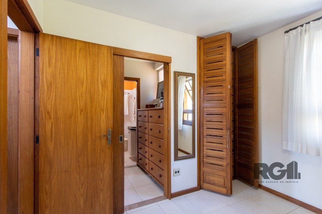 Casa de Condomínio à venda com 3 quartos, 274m² - Foto 32