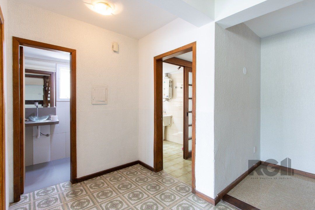 Casa à venda com 4 quartos, 256m² - Foto 14